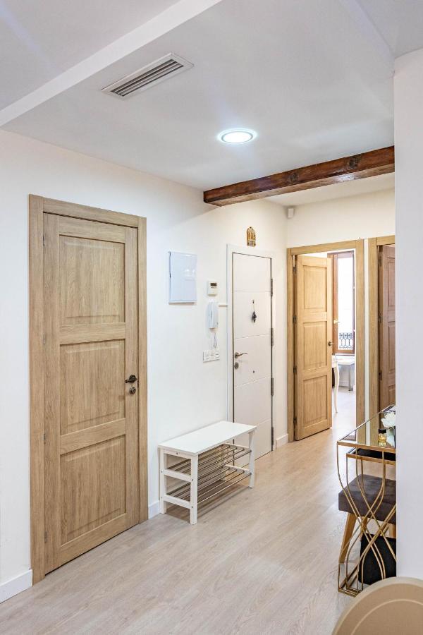 Central Luxury Flat With Free Parking Leilighet Valencia Eksteriør bilde