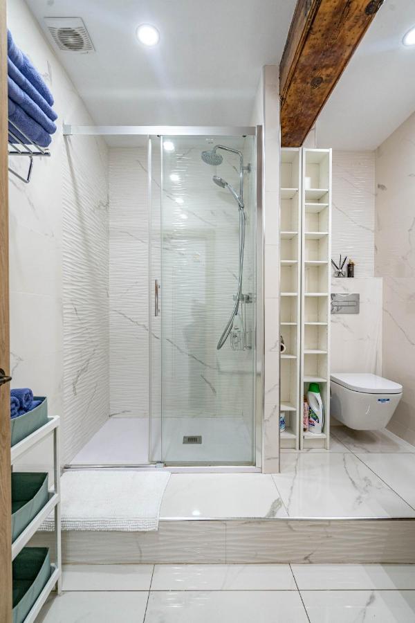 Central Luxury Flat With Free Parking Leilighet Valencia Eksteriør bilde