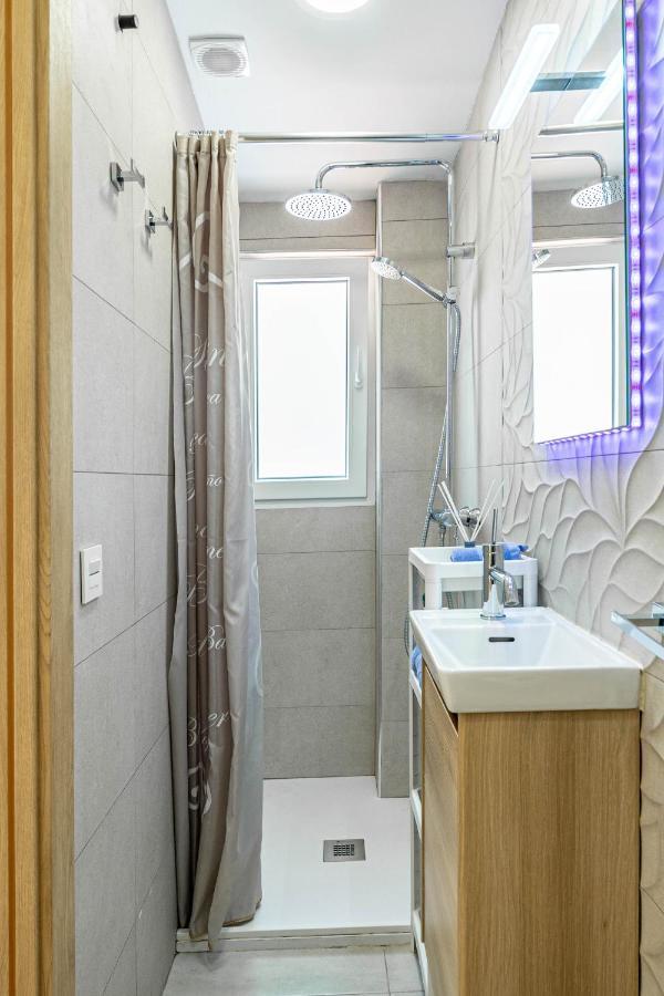 Central Luxury Flat With Free Parking Leilighet Valencia Eksteriør bilde