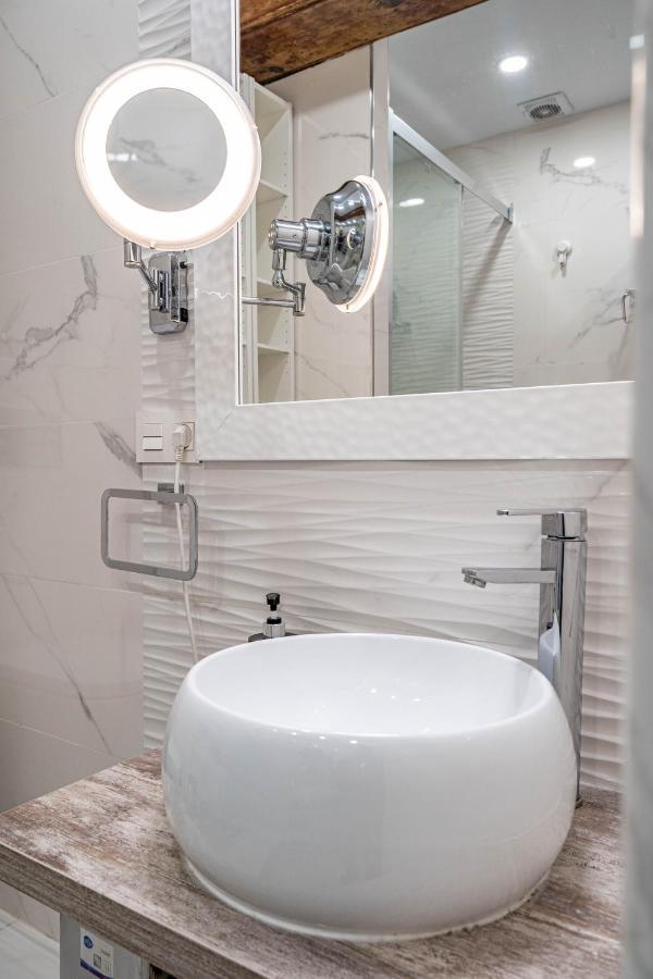 Central Luxury Flat With Free Parking Leilighet Valencia Eksteriør bilde